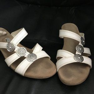 Jasmin strappy sandals white 7M
